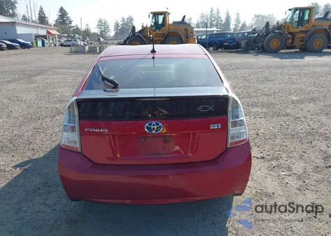 2011 Toyota Prius Three from USA, damaged, VIN JTDKN3DUXB1430186